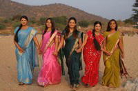 Bhaja Bhajantrilu Movie Spicy Stills